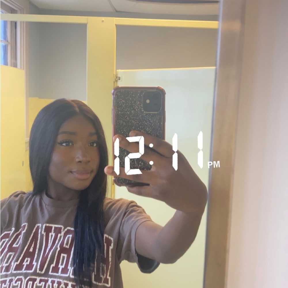 Meet your Posher, Ashlee